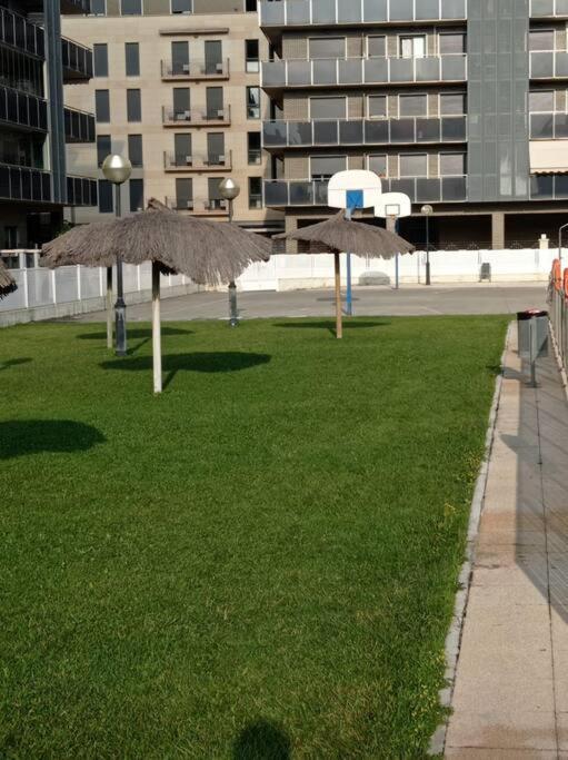 Apartmán Acogedor Apartamento Con Piscina Y Garaje Huesca Exteriér fotografie